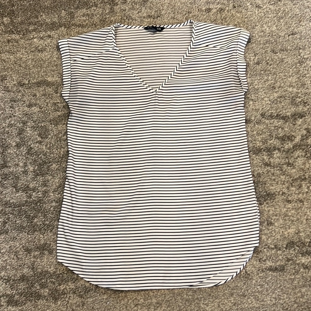 Express V Neck Striped Short Sleeved Blouse Small